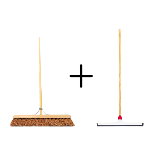 Kokosfaserbesen und Abzieher mit Holzstiel
