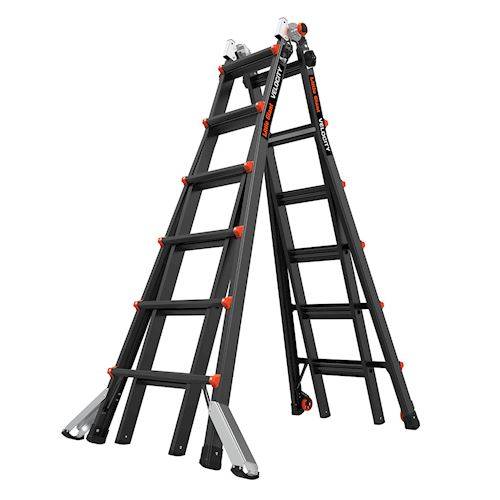 Little Giant Velocity Multifunktionsleiter als A-Leiter aufgestellt