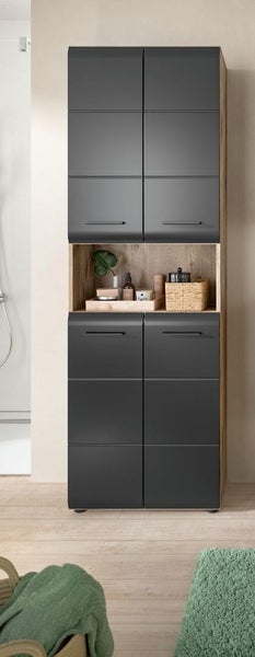 Moderner Bad-Hochschrank mit Korpus in Eichenoptik, anthrazitfarbenen Fronten, vier Türen und einem offenen Mittelfach.