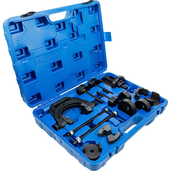 Werkzeugsatz mit verschiedenen Werkzeugen in einem blauen Koffer