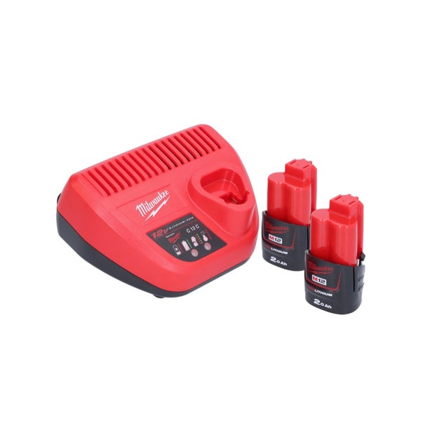 Milwaukee Akku-Ladegerät mit zwei 12 Volt Lithium-Ionen-Akkus mit 2,0 Amperestunden.