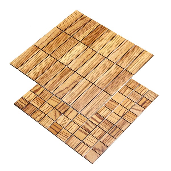 Zwei Holzfliesen für den Außenbereich