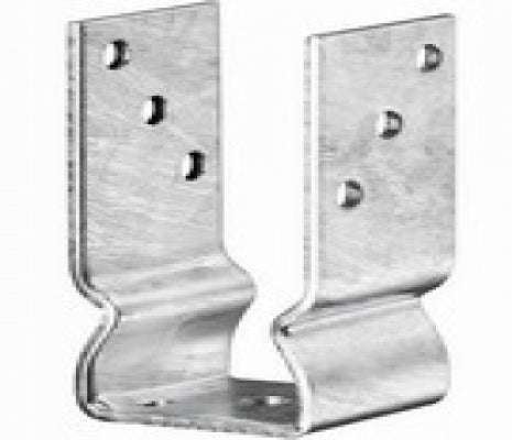 Pfostenträger aus Metall mit Löchern zur Befestigung