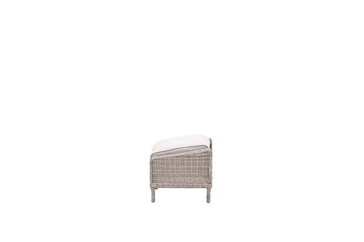 Gartenhocker aus Polyrattan-Geflecht mit Sitzkissen.