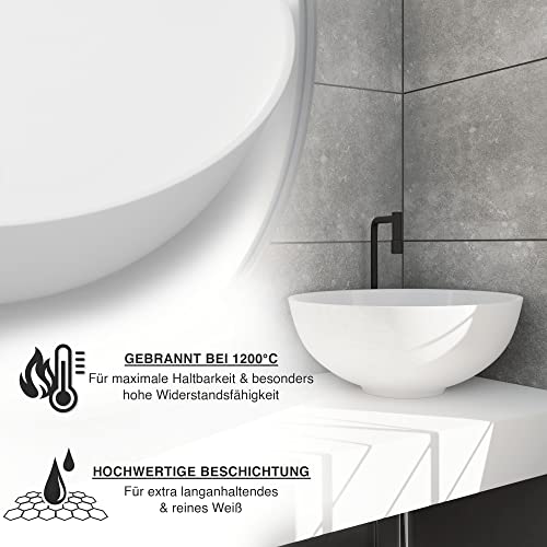 Farbmusterkarte mit Glitzer in Gold, Silber und Bronze