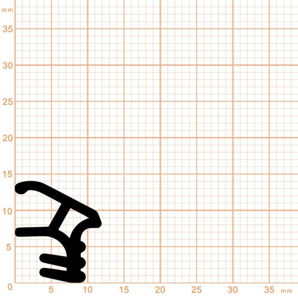 Querschnitt eines schwarzen Dichtungsprofils auf Millimeterpapier, circa 12 Millimeter hoch und 11 Millimeter breit.