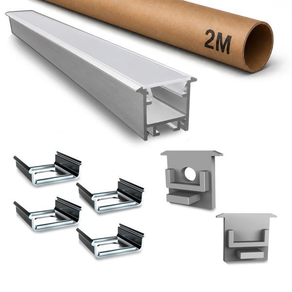 Aluminium LED Einbauprofil für LED Streifen inklusive Abdeckung, zwei Meter Schutzrohr und Montagezubehör wie Clips und Endkappen.