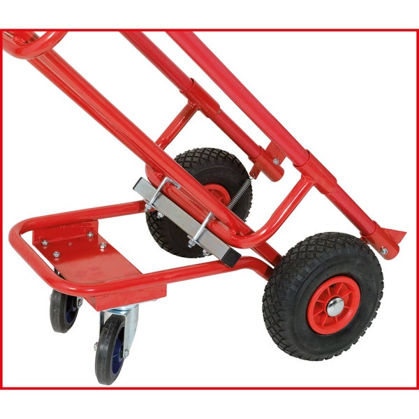 Detailansicht einer Sackkarre mit Rädern und Stahlrahmen