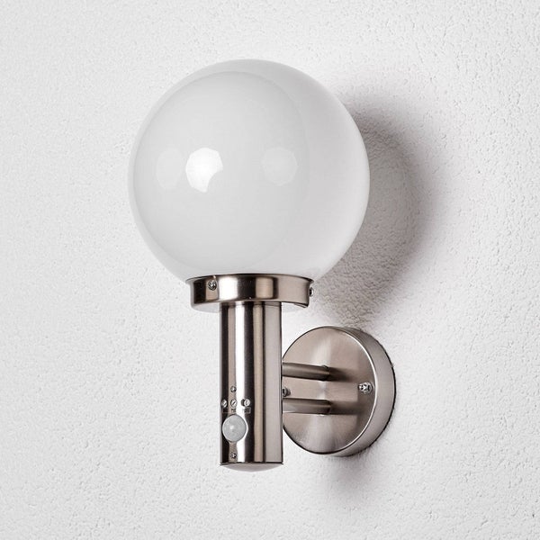 Lindby Wandleuchte außen Nada mit Bewegungsmelder (spritzwassergeschützt (Modern) in Alu aus Edelstahl (1 flammig, E27) - Wandlampe für Außenwand/Hauswand Haus Terrasse und Balkon