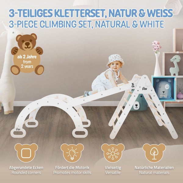 3-teiliges Kletterset aus Holz für Kinder mit Kletterdreieck, Kletterbogen und Rutschbrett. Ein Kleinkind spielt auf der weiß-naturfarbenen Konstruktion.