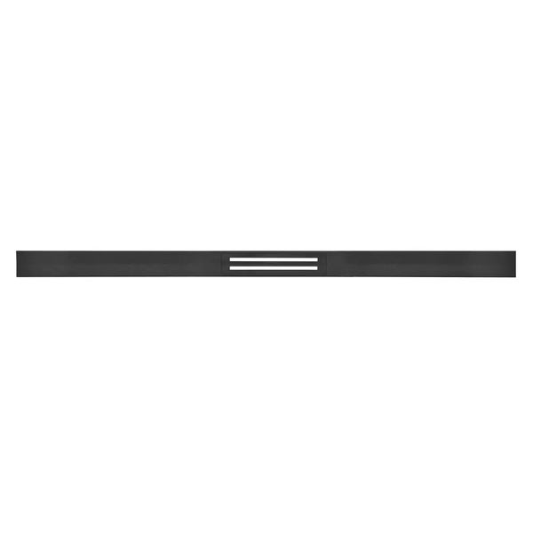 Schwarzes horizontales Lüftungsgitter für Sockelblenden mit zwei parallelen Schlitzen.