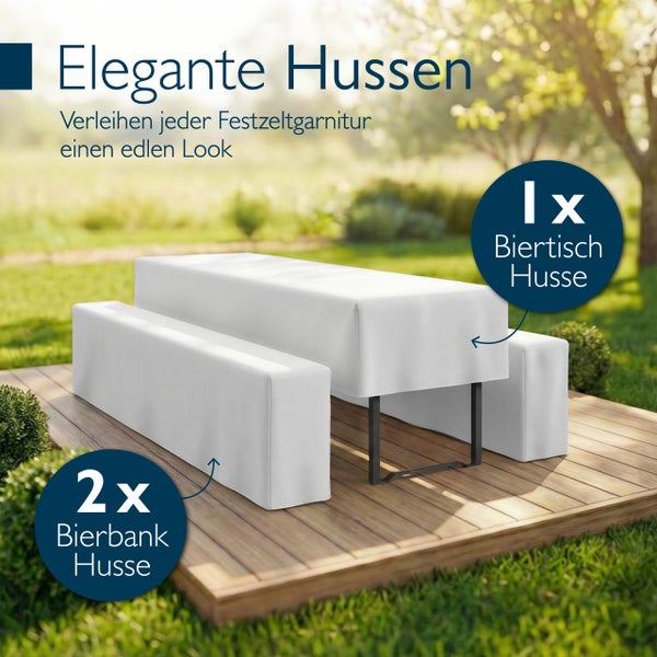 Elegantes dreiteiliges Set Hussen für eine Festzeltgarnitur bestehend aus einer Tischhusse und zwei Bankhussen auf einer Holzterrasse im Garten.
