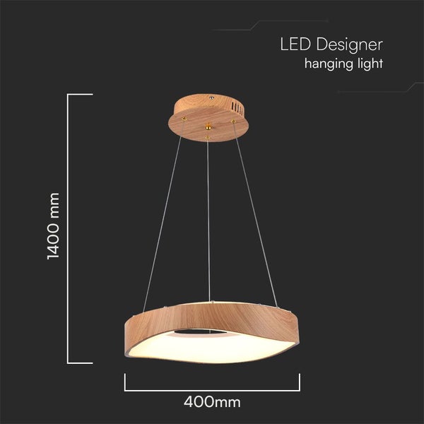 Hängeleuchte mit Holzoptik und hellem Licht