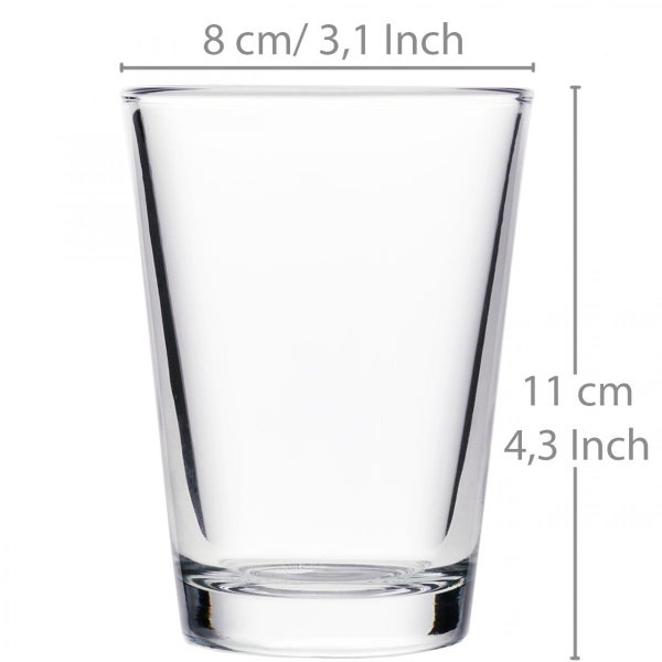 Transparentes Trinkglas mit den Maßen 8 Zentimeter Durchmesser oben und 11 Zentimeter Höhe.