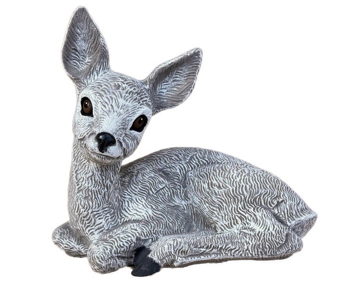 Gartenfigur Reh liegend für den Außenbereich