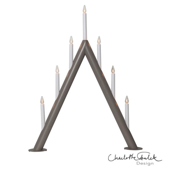 Dekorativer Schwibbogen mit sieben elektrischen Kerzen für festliche Beleuchtung