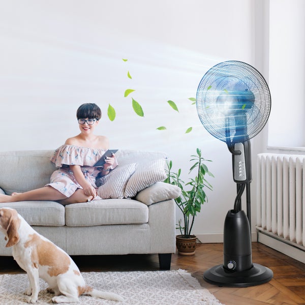 HOMCOM Standventilator mit 2,8 Liter Wasserkühlung 90 W Ventilator mit Nebelfunktion Lüfter Verstellbarer Neigungswinkel Metall Schwarz+Silber Höhe 120 cm