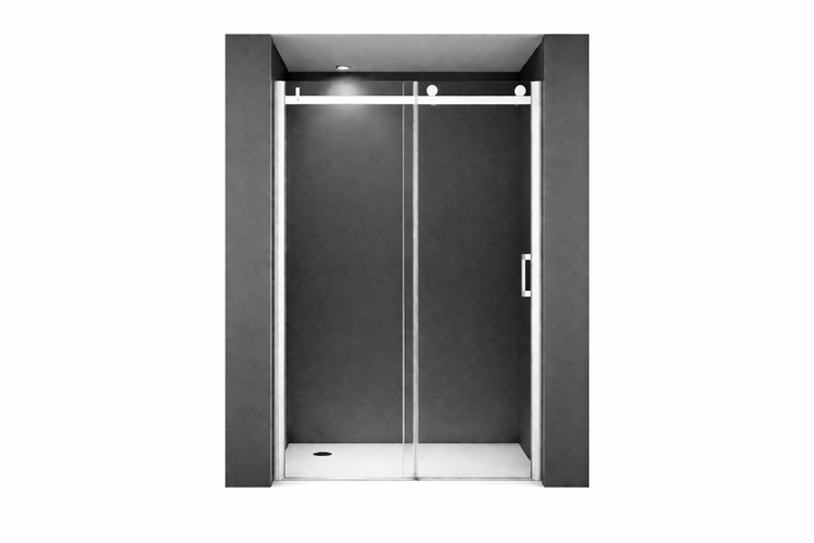 Moderne Nischendusche mit Glasschiebetür, verchromten Beschlägen und flacher weißer Duschwanne vor dunklen Wänden.