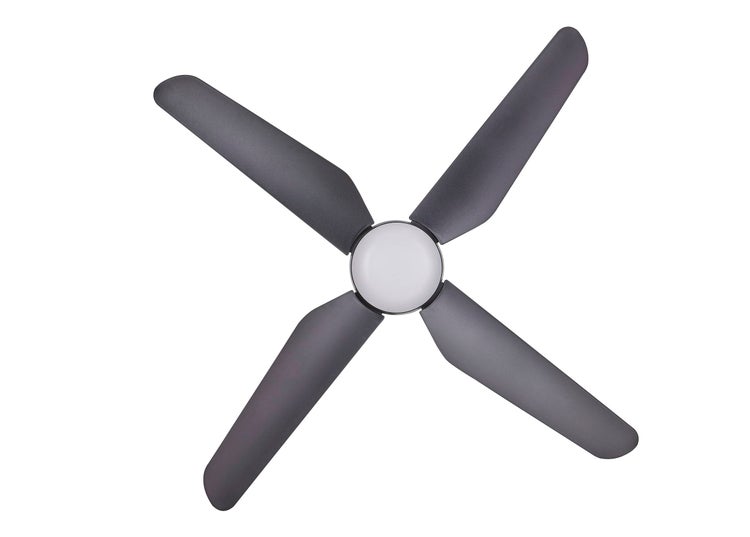 Deckenventilator mit vier Rotorblättern und integrierter Deckenleuchte zur Montage unter der Zimmerdecke.