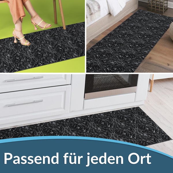 Bilderreihe mit einem schwarzen Teppich mit abstraktem Muster in verschiedenen Wohnbereichen