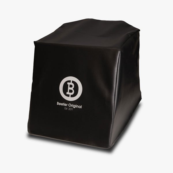 Schwarze Abdeckhaube für Beefer Original Grillgeräte mit Beefer Original Logo.