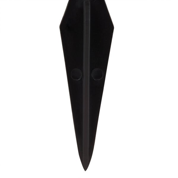 Erdspieß aus schwarzem Kunststoff, keilförmig und spitz zulaufend für den Garten.