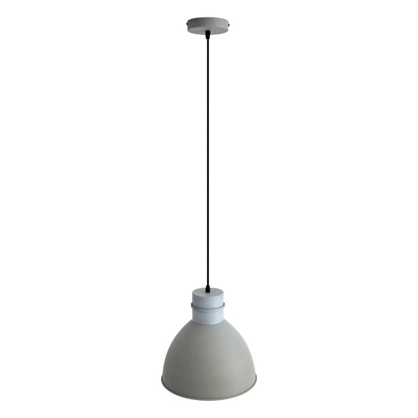 Moderne Hängeleuchte mit einem halbkugelförmigen Lampenschirm aus Metall für die Innenbeleuchtung.