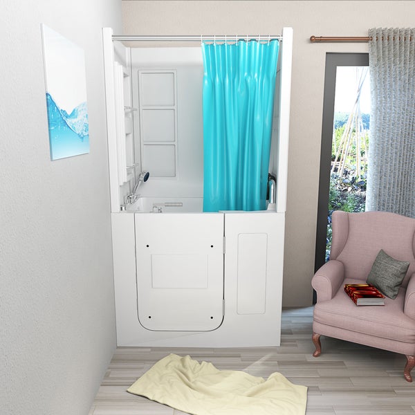 Weiße Sitzbadewanne mit niedriger Einstiegstür, integrierter Dusche und blauem Duschvorhang in einem hellen, modernen Raum.