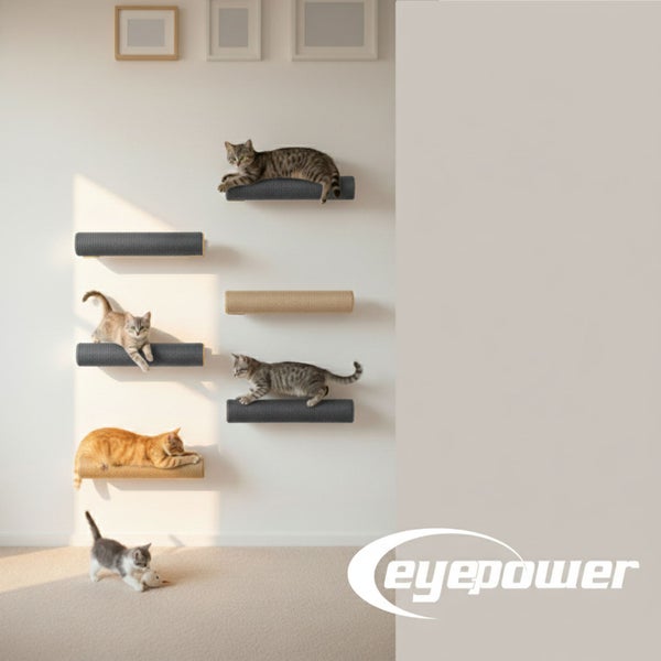 Wandkratzbaum von Eyepower mit mehreren Wandliegeflächen für Katzen zur Wandmontage in einem modernen Wohnraum.