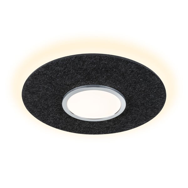 Runde LED-Deckenleuchte mit Filzring, zentralem Lichtelement und indirektem Hintergrundlicht.