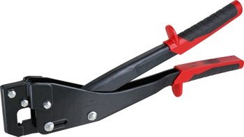 Verbundzange für Metallprofile im Trockenbau mit ergonomischen Griffen für die schraubenlose Verbindung von Ständerwerksprofilen.