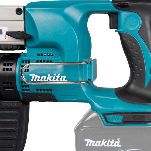 Makita Logo auf einem Akku-betriebenen Werkzeug