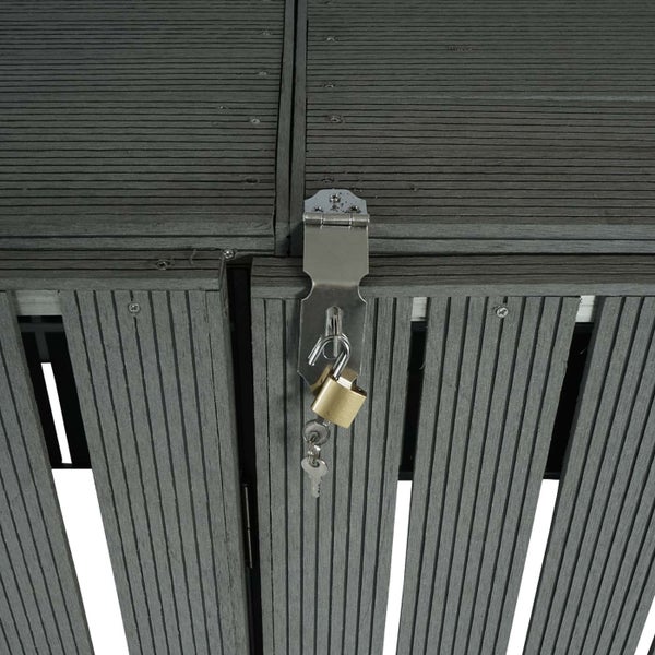 Detailansicht einer abschließbaren Gartentruhe