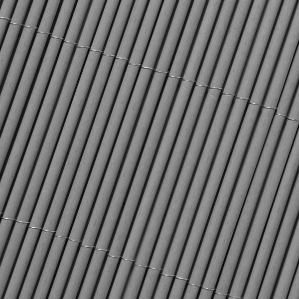 Balkon mit Sichtschutz aus Kunststoff