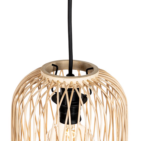 Pendelleuchte aus Bambus mit schwarzem Kabel und E27 Fassung.