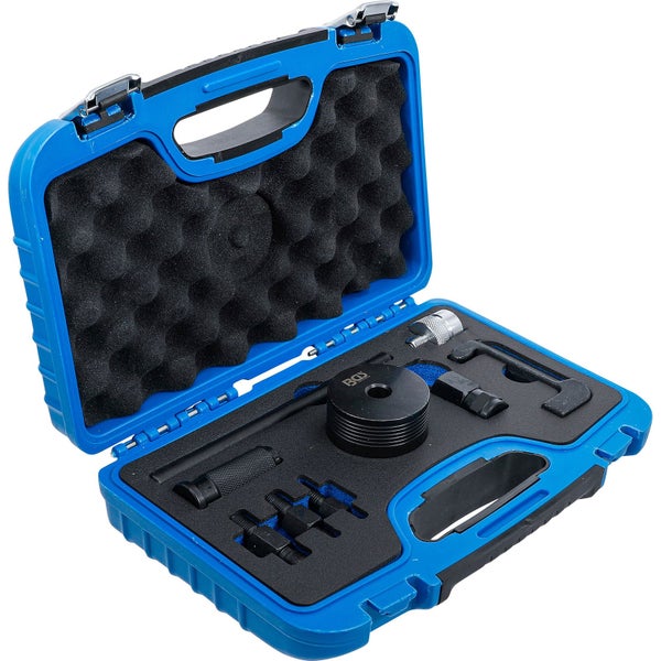 Werkzeugsatz in blauem Koffer