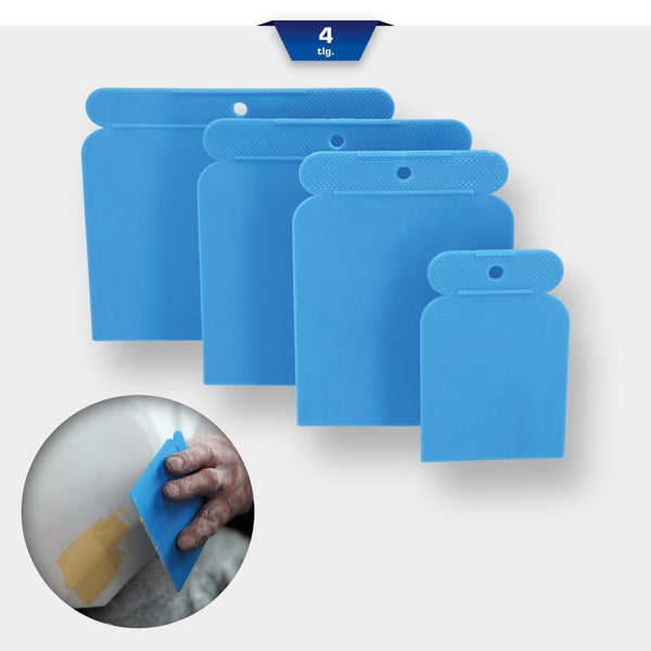 Vierteiliges Set blaue Kunststoffspachtel in verschiedenen Größen.