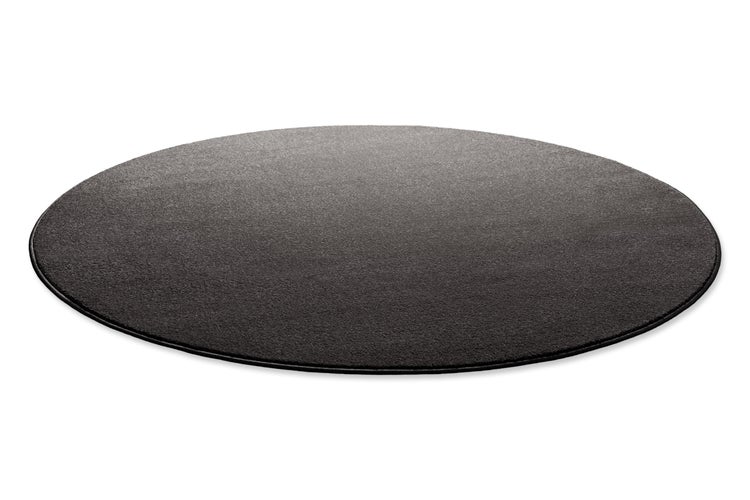 Runder Teppich in Anthrazit mit kurzem Flor und geketteltem Rand.