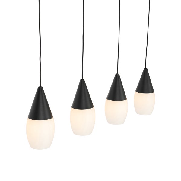 Vierflammige Pendelleuchte mit tropfenförmigen Lampenschirmen