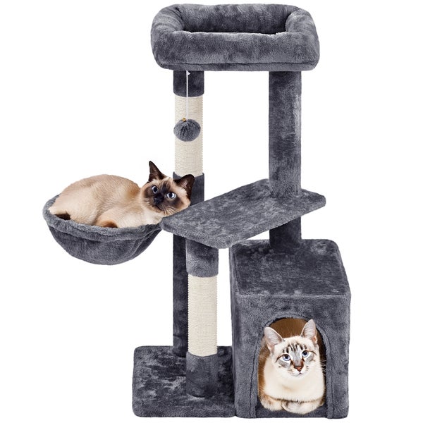 Grauer Kratzbaum mit Katzen in verschiedenen Ebenen