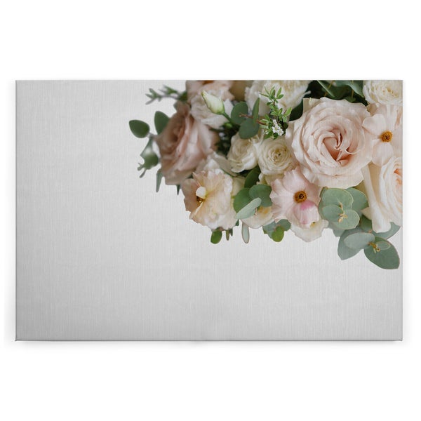 Wandbild mit Blumenmotiv als Leinwanddruck mit Rosen und Eukalyptus auf hellem Untergrund