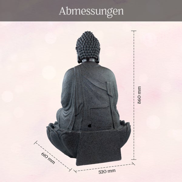 Rückansicht einer sitzenden Buddha-Statue mit Abmessungen: Höhe 860 Millimeter, Breite 520 Millimeter und Tiefe 610 Millimeter.