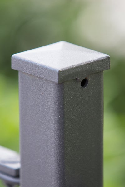 Metallpfosten für Zaun und Einzeltor 1,5 m zum Einbetonieren 5 x 5 cm - unbeschichtet - Edelrost