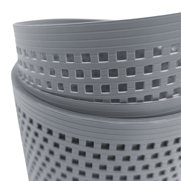 Drainagebahn mit quadratischen Löchern