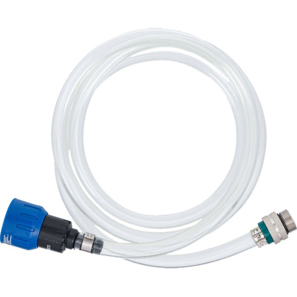 Transparenter Wasserschlauch mit blauem Anschlussstück und Gewinde