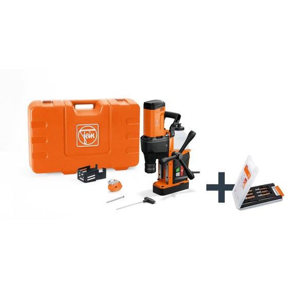 Fein Magnet-Kernbohrmaschine Set inklusive Transportkoffer, Kühlmittelbehälter, Spanngurt und Kernbohrer-Sortiment.