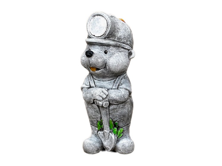Dekorativer Garten-Maulwurf aus Steinguss mit Helm, Grubenlampe und Schaufel für die Gartendekoration.