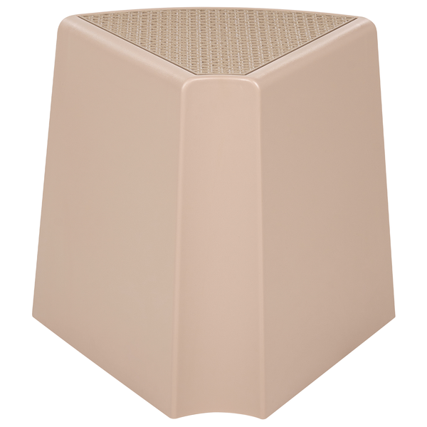 Dreieckiger Kunststoffhocker in Beige mit strukturierter Sitzfläche.