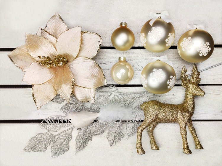 Geschmückter künstlicher weihnachtsbaum mit 120 Stk Kugeln SOFT TONES 270 cm mit Metallständer