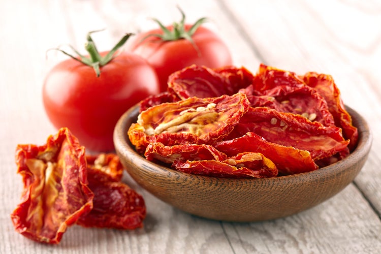 SAFLAX Garden in the bag - BIO - Tomate - Matina - Solanum lycopersicum - 10 Samen - Mit Anzuchtsubstrat im praktischen, selbst aufstellenden Beutel